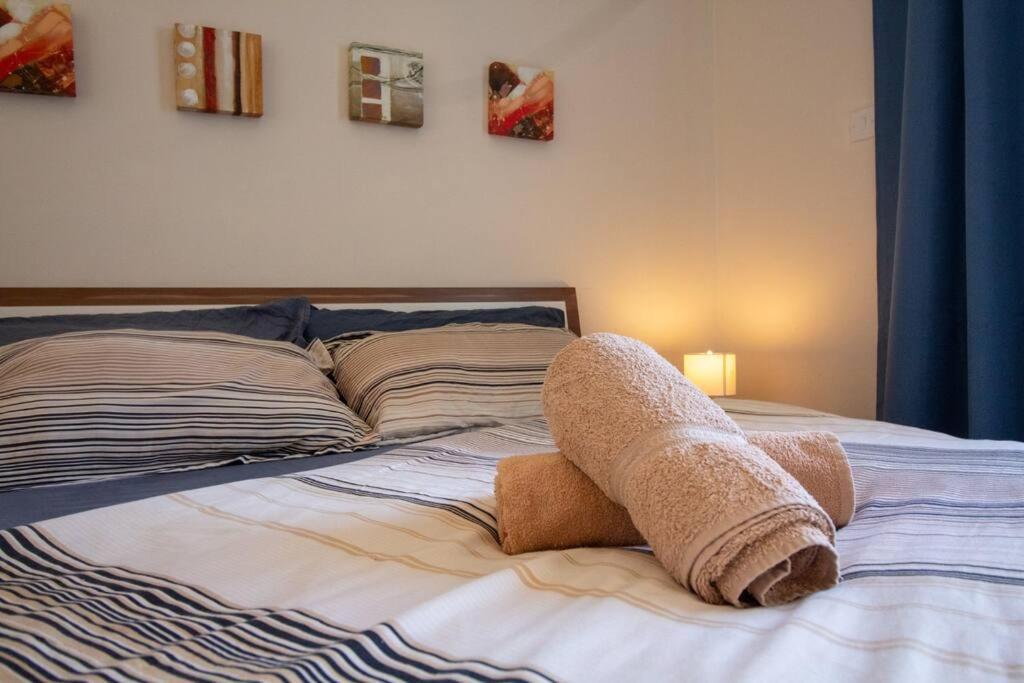 Modern Apt In The Heart Of Maltese Nightlife Saint Julian's Bagian luar foto